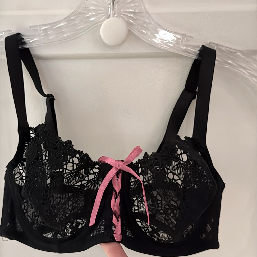 Vintage Felina Lace Sheer Unlined Underwire Bra 32D